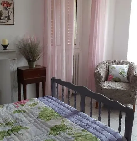 Casa San Salvadore Pensionat Favalello