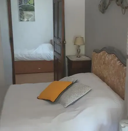 Casa San Salvadore Guest house Favalello